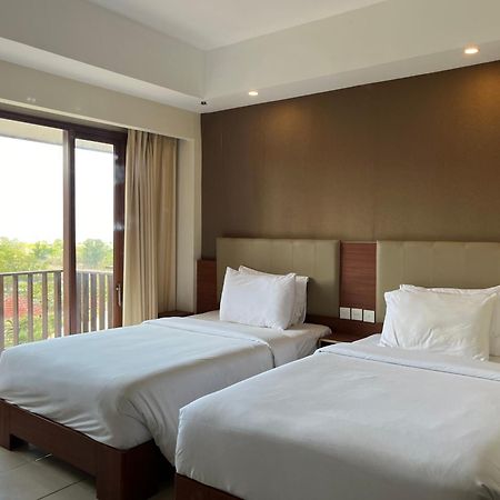 New Kuta Hotel By Lorin ウルワツ エクステリア 写真