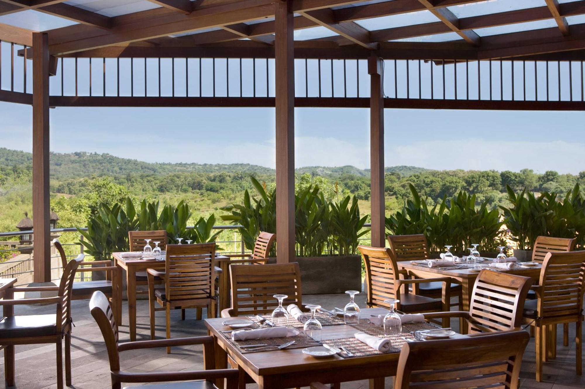 New Kuta Hotel By Lorin ウルワツ エクステリア 写真